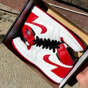 Jordan 1 high red/white/black